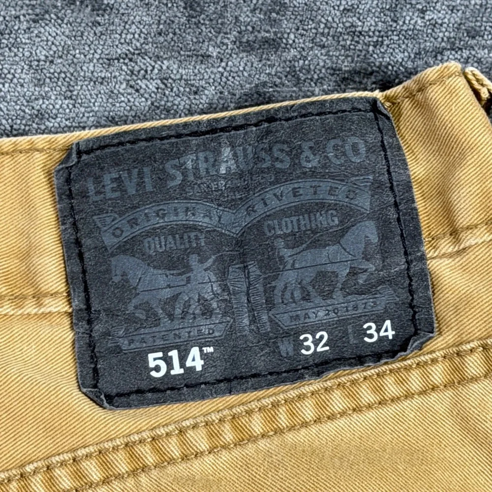 Levis 514 Straight Fit Tan Khaki Pants Mens 32x34 Cotton Blend Casual Trousers